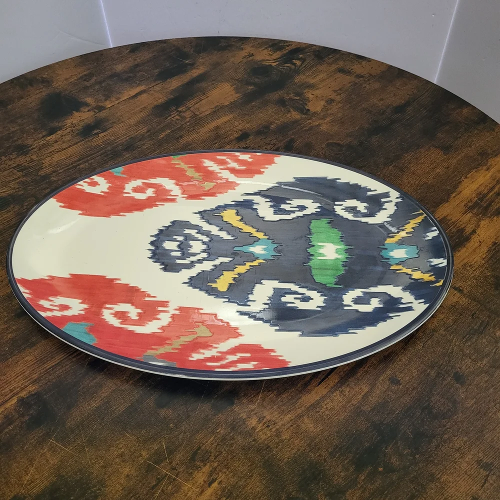 Williams Sonoma Schumacher Ikat  Melamine oval 18 1/2  X 12 1/2 platter